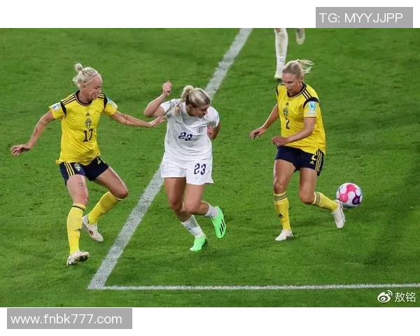荷兰女足与英格兰女足激战正酣谁将赢得这场精彩对决
