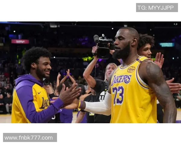 2018年猛龙与湖人对决回顾：经典时刻与球星表现的精彩碰撞