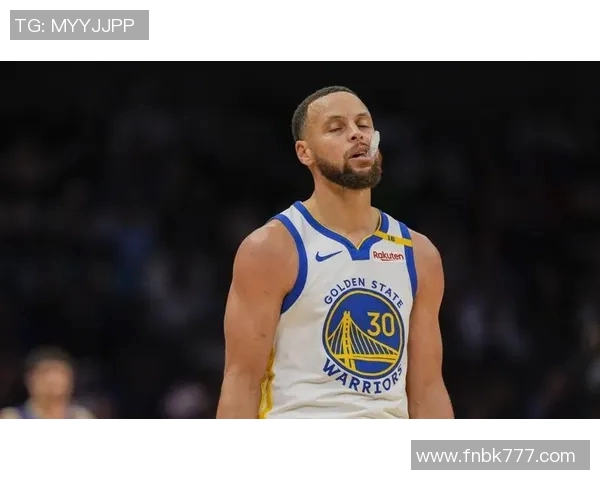 库里三分大赛决赛狂轰20球创历史传奇时刻再现篮球之巅 库里三分大赛决赛狂轰20球创历史传奇时刻再现篮球之巅