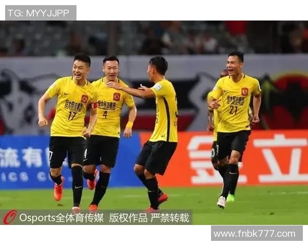 恒大与上港激战加时赛决胜时刻的精彩对决与情感交织