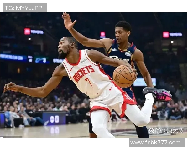 勇士与火箭激战正酣2月24日NBA精彩对决一触即发 勇士与火箭激战正酣2月24日NBA精彩对决一触即发