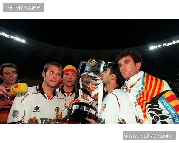 广州恒大迎战瓦伦西亚强强对决引发球迷热情期待