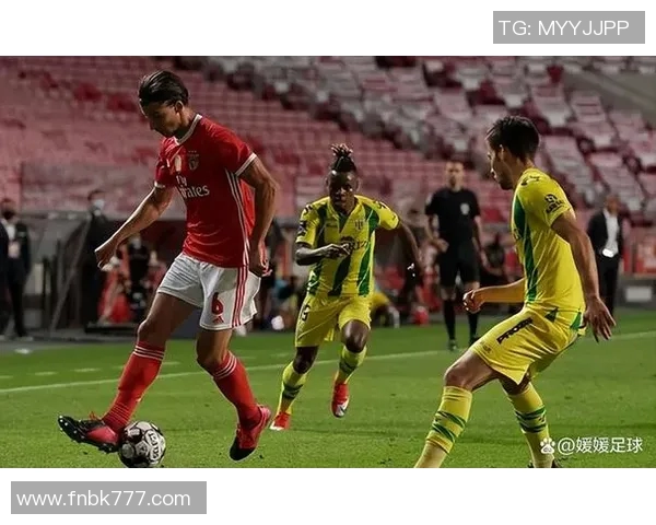 费雷拉与波尔蒂芒尼的激烈对决揭示了足球战术的新趋势与挑战